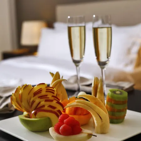 Hotel Bentley By Molton 4*