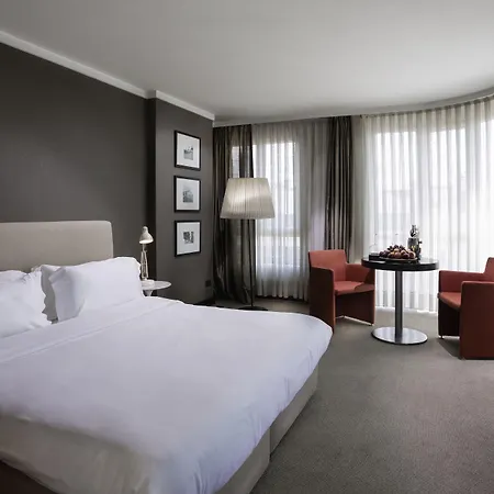 Hotel Bentley By Molton 4*