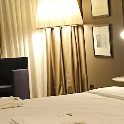 Bentley By Molton Hotel Stambuł